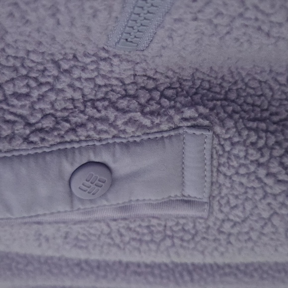 Columbia Helvetia Cropped 1/2 Snap Fleece in Lilac Exclusive to ASOS - Picture 12 of 12